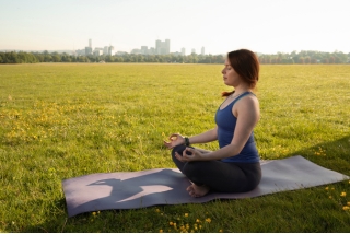 Yoga-Lawn